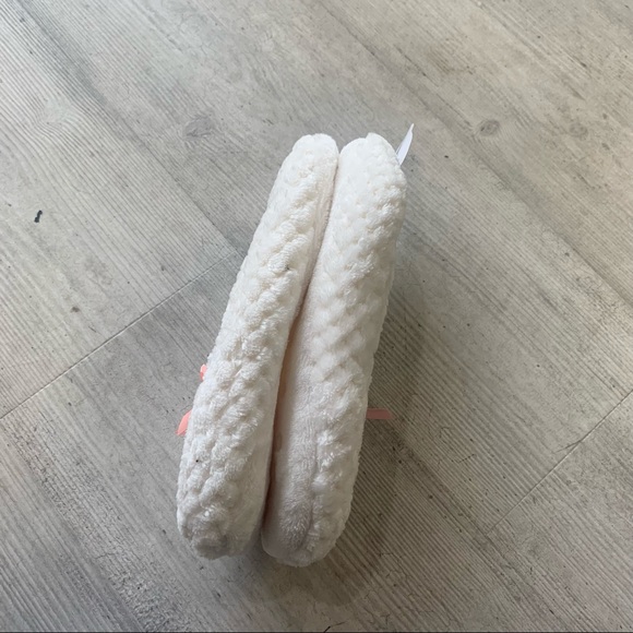 FREE if bundled Cream slipper sock with pink bow NWT - Picture 7 of 8